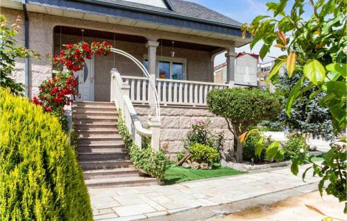 Beautiful Home In Chantada With Wifi And 4 Bedrooms