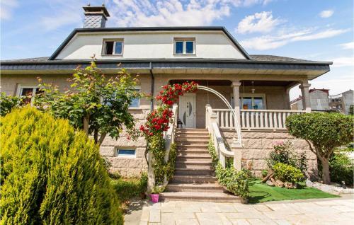 Beautiful Home In Chantada With Wifi And 4 Bedrooms