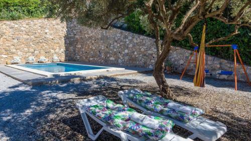 Cortijo Montes C�mpeta By Ruralidays