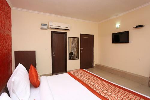 Hostal Hotel All Season