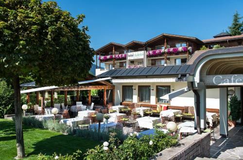 Hotel St. Anton