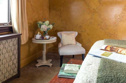 Hartzell House Bed And Breakfast
