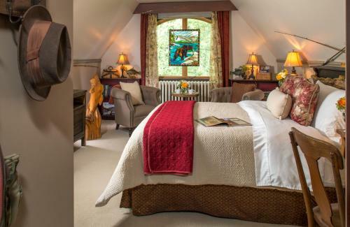 Hartzell House Bed And Breakfast