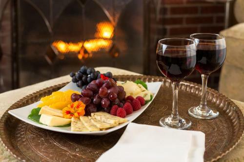 Hartzell House Bed And Breakfast