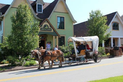 Hartzell House Bed And Breakfast