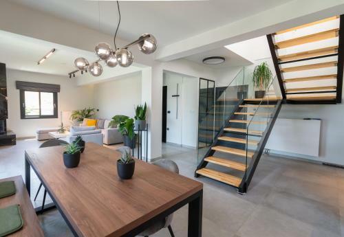 Villa Greenery Luxury House By Keyplanner