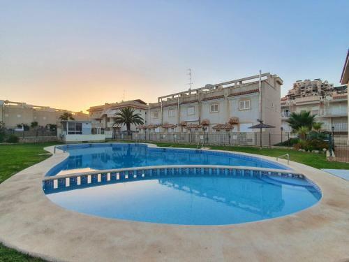 Apartamento 2 Piscinas + Parking + Seguridad Privada