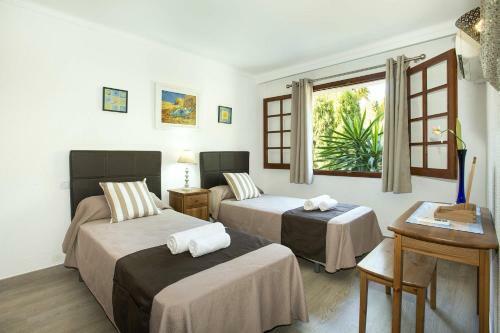 Villa Pinos By Villa Plus
