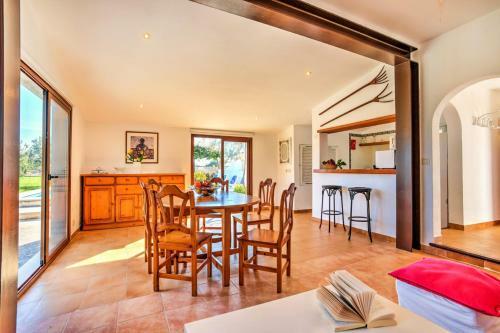 Villa Aumadravet Del Bosch By Villa Plus
