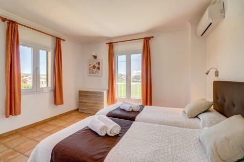 Villa Hort De Siller By Villa Plus