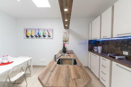 Apartamento Charming House, Wifi, Pool With Direct Ocean View, Tenerife