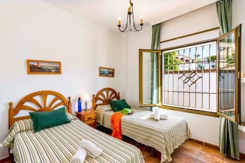 Villa Tres Olivos By Villa Plus