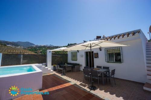 Country-side Villa With Pool