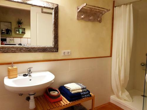 Apartamento La Gatera Casa Rural Entre Vi�as