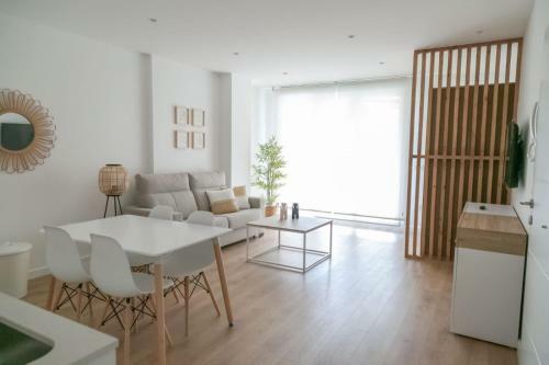 Apartamentos Mareira (con Garaje)