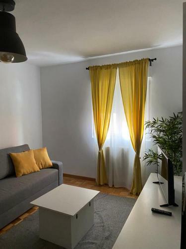 Apartamento Tranquilo Piso En Cimadevilla