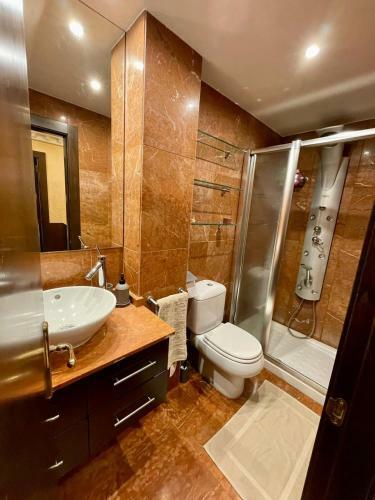 Apartamento Luminoso Duplex En El Centro De Gij�n