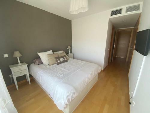 Apartamento Casa Nueva En La Ciudadela Con Piscina