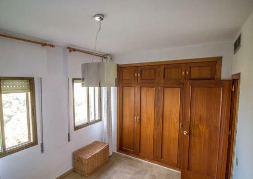 Apartamento 2 Dormitorios Piscina Y Garage