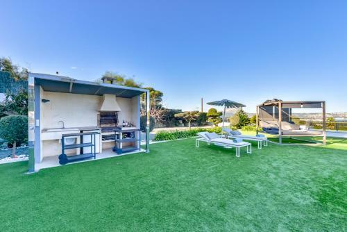 Coral- Managed By Almarina Villas