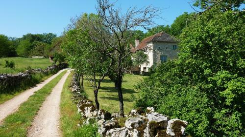 Gites De Combarel