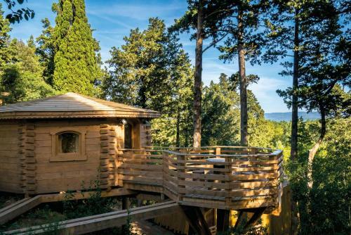 Hotel Les Cabanes Dans Les Bois