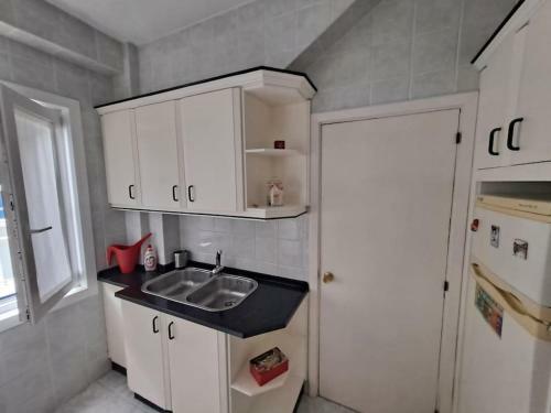 Casa C�ntrica. A Coru�a A 200m De La Playa Riazor