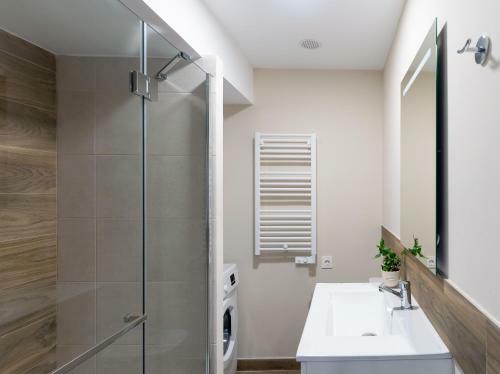 Apartamento Housing Le�n Azabacher�a 22