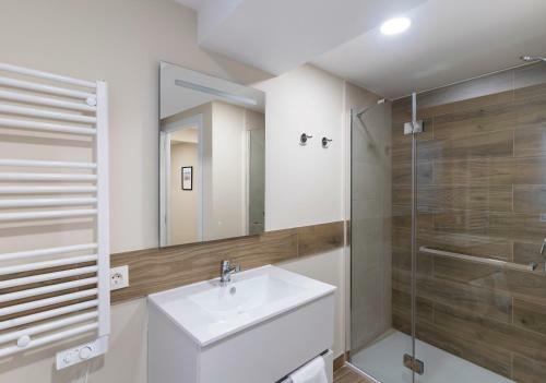 Apartamento Housing Le�n Azabacher�a 22
