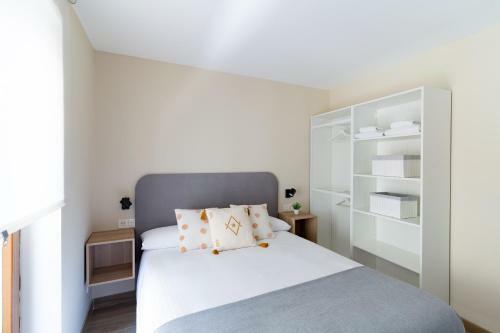Apartamento Housing Le�n Azabacher�a 22