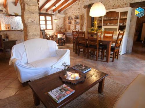 Finca Na Pruna Holiday Home