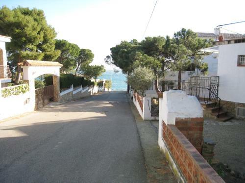 110 Apartment In Llan��