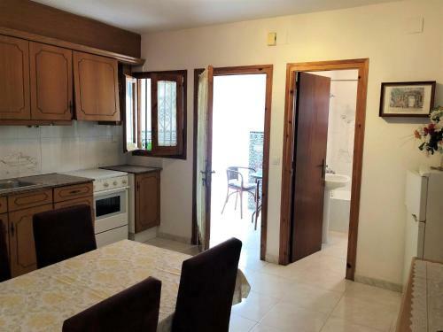 109 Apartment In Llan��