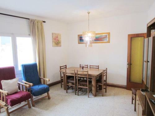 1541 Apartment In Llan��