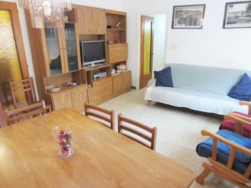1541 Apartment In Llan��