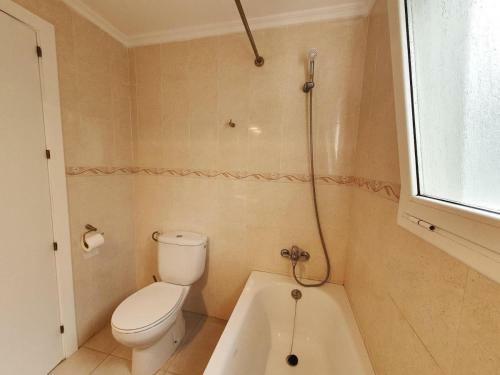 6485 Apartment In Llan��