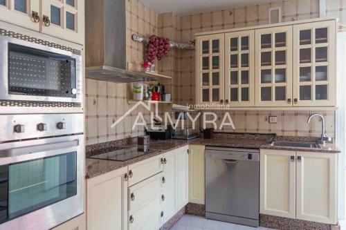 Apartamento �tico Los Alc�zares