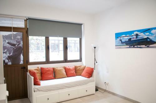 Apartamento Room In My White House