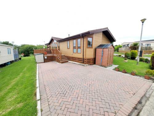 Diamond Lodge, Greenfields Holiday Park