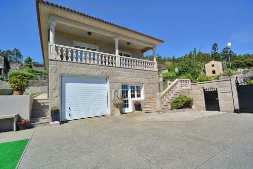 A Casa De Otilia
