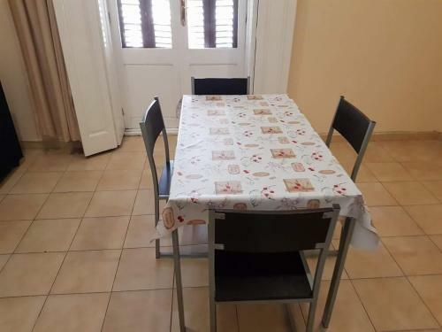 Apartamento Piso C�ntrico De 3 Habitaciones