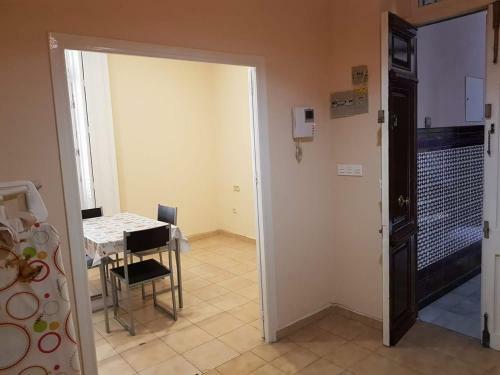 Apartamento Piso C�ntrico De 3 Habitaciones