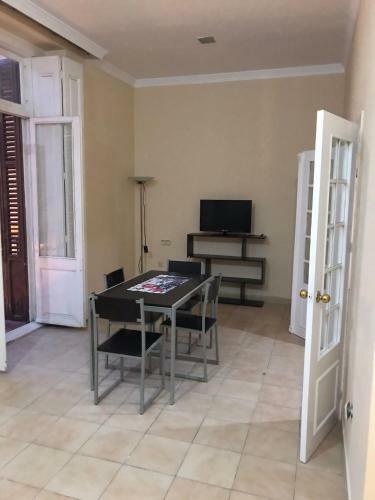 Apartamento Piso C�ntrico De 3 Habitaciones