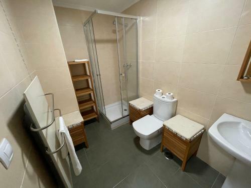 Nuevo Apartamento En Miengo Con Piscina Y Garaje