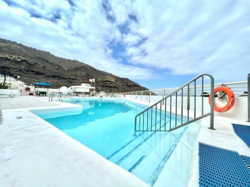 Apartamento De Un Dormitorio Con Wifi Y Piscina, Junto Al Mar