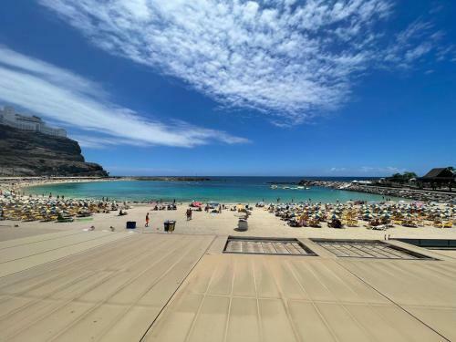 Apartamento De Un Dormitorio Con Wifi Y Piscina, Junto Al Mar