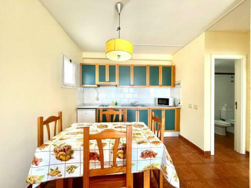 Apartamento De Un Dormitorio Con Wifi Y Piscina, Junto Al Mar