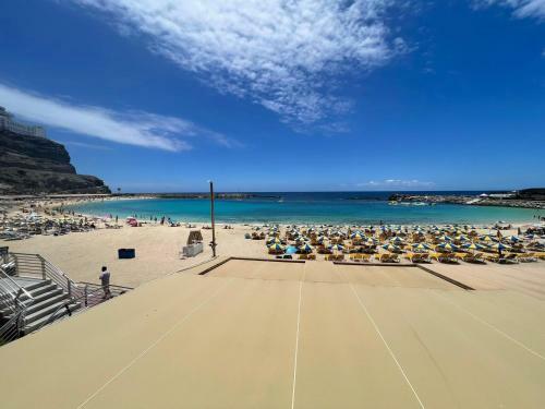 Apartamento De Un Dormitorio Con Wifi Y Piscina, Junto Al Mar