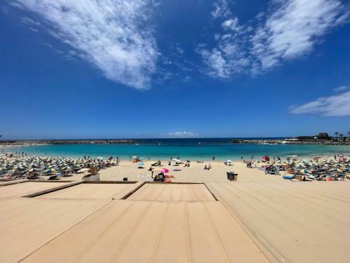 Apartamento De Un Dormitorio Con Wifi Y Piscina, Junto Al Mar