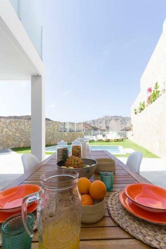 Fabulous New Villa With Private Pool / Ocean View